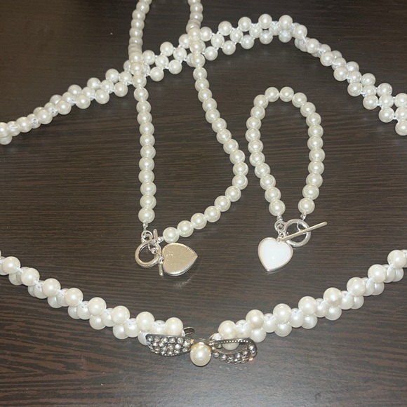 Great Mother’s Day Gift!! Trio of pearls:  Necklace, bracelet and belt. - Picture 5 of 5